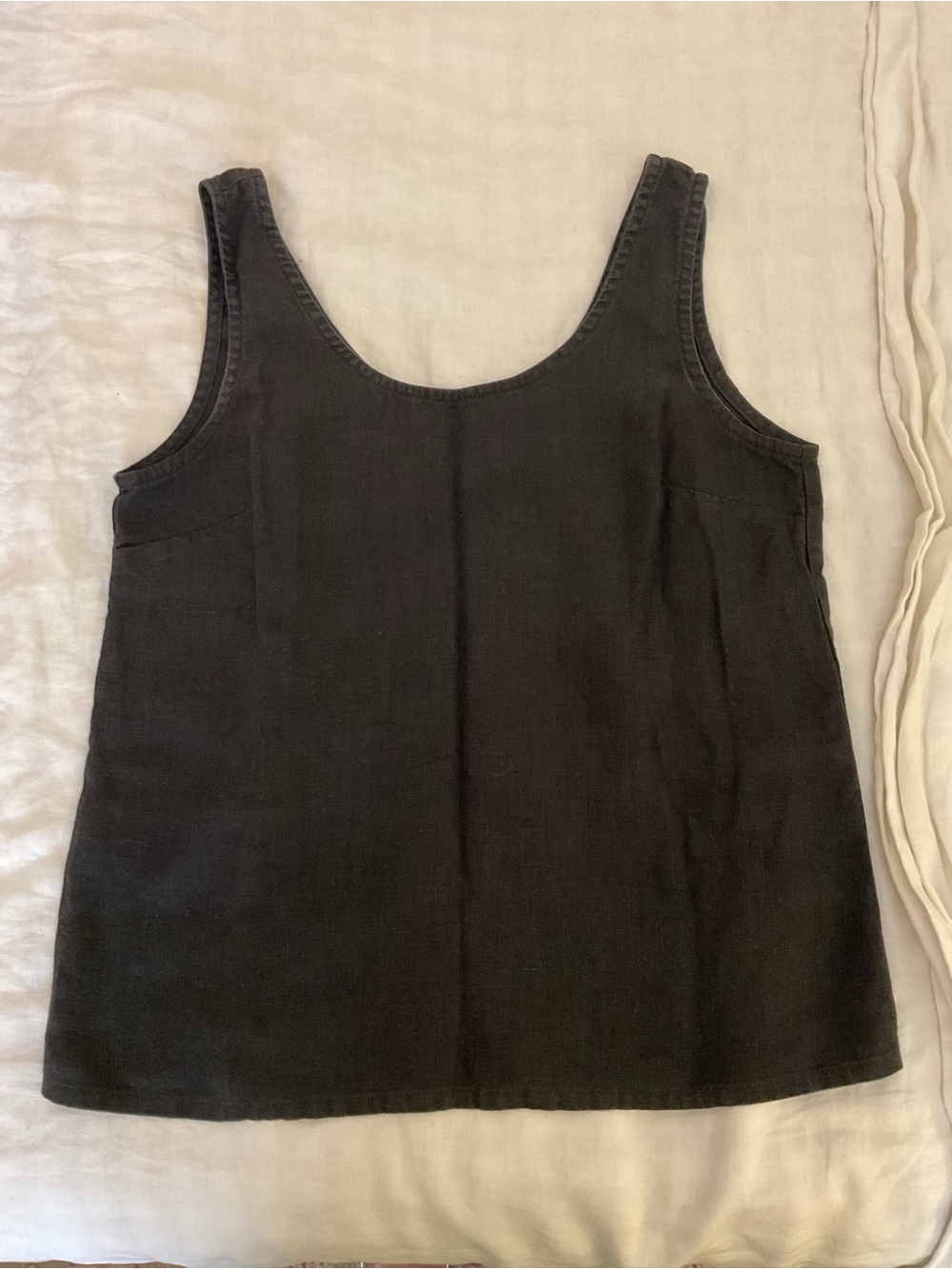notPERFECTLINEN Porto Black Linen tank top